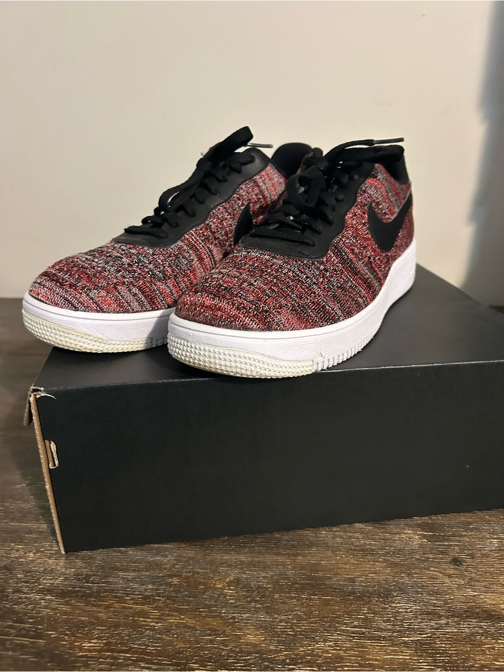 Nike Air Force 1 Fly Knit